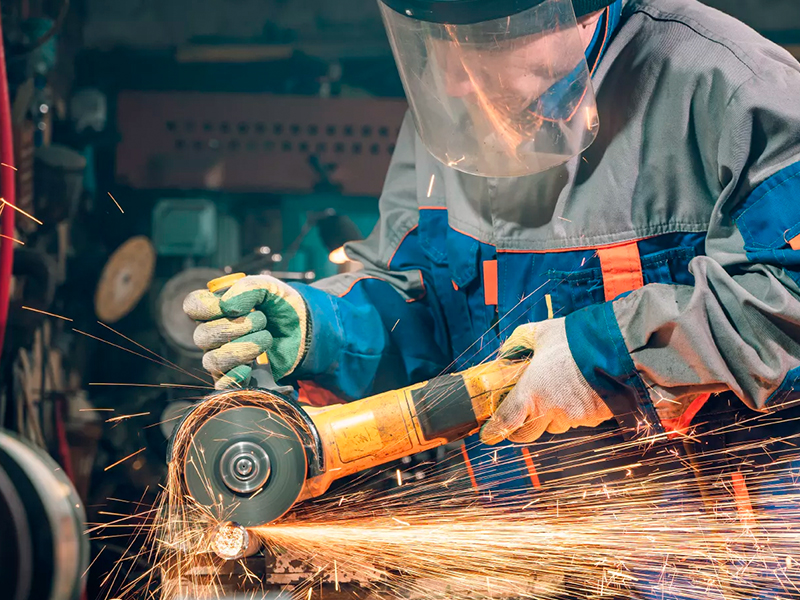 A parceria que sua serralheria precisa: qualidade em chapas e bobinas metálicas